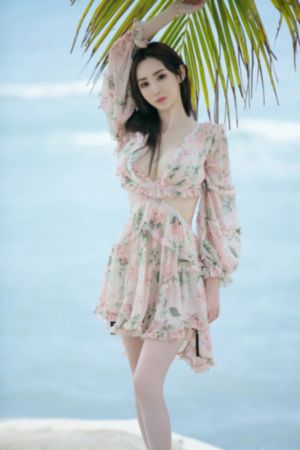 狠狠综合久久久久综合网小蛇_4K高清在线观看