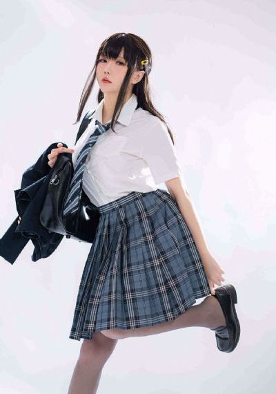 青草av.久久免费一区_云播放粤语日本成人在线