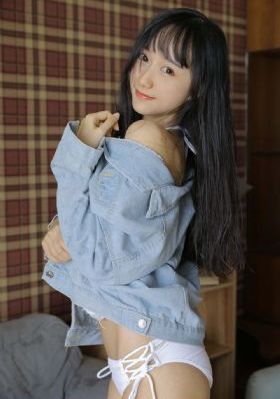 五月丁香六月激情综合在线视频_HD免费在线观看